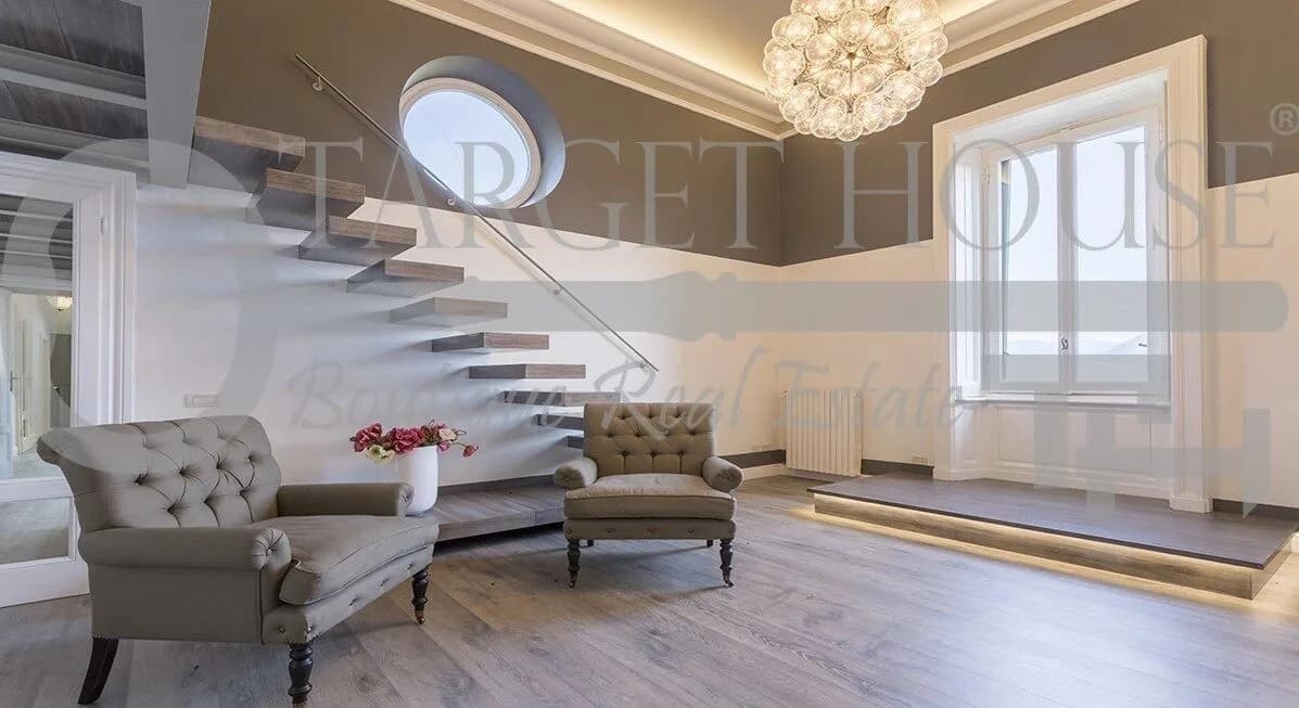 Restored 1875 Liberty villa in Stresa with private park — gallery photo 29