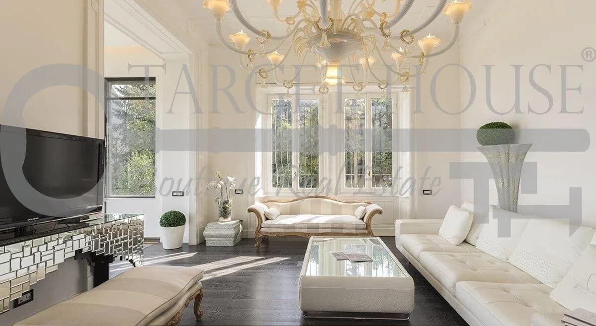 Restored 1875 Liberty villa in Stresa with private park — gallery photo 30
