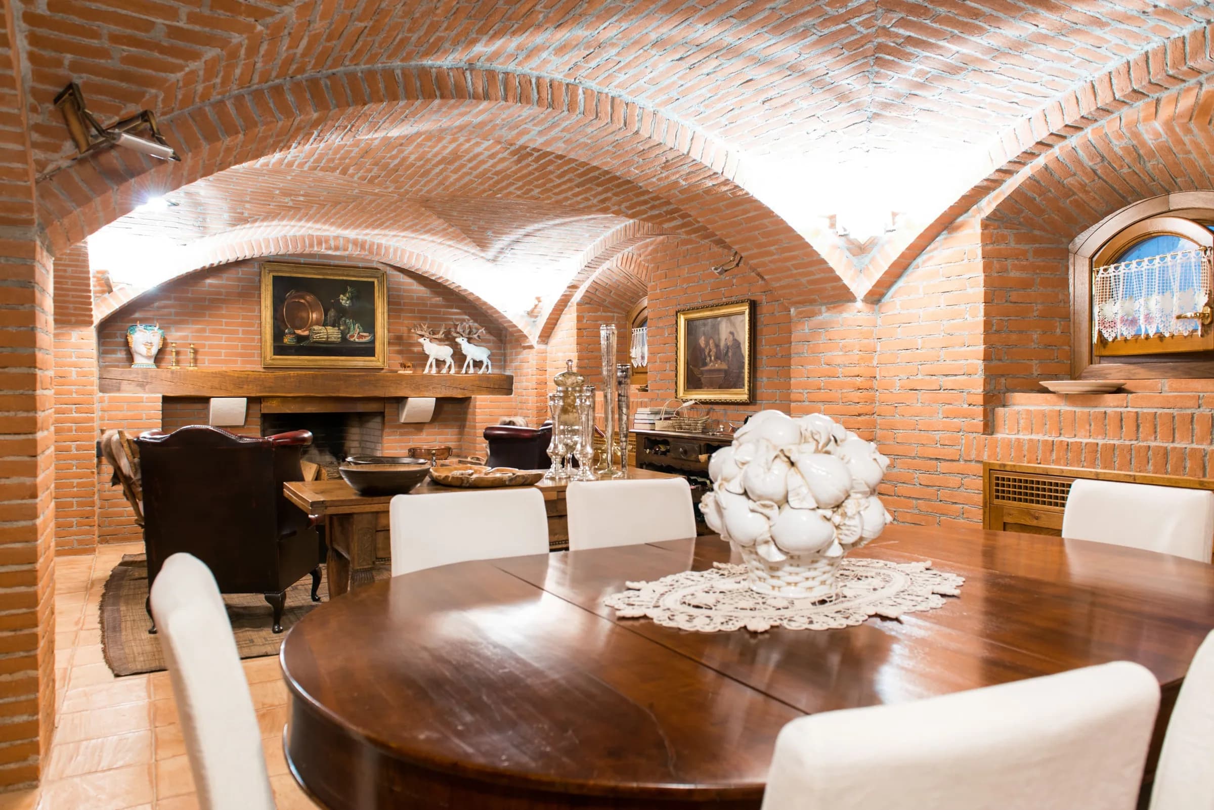 Unique Luxury Estate with Private Park & Equestrian Facilities – Lombardy, Italy — photo 17