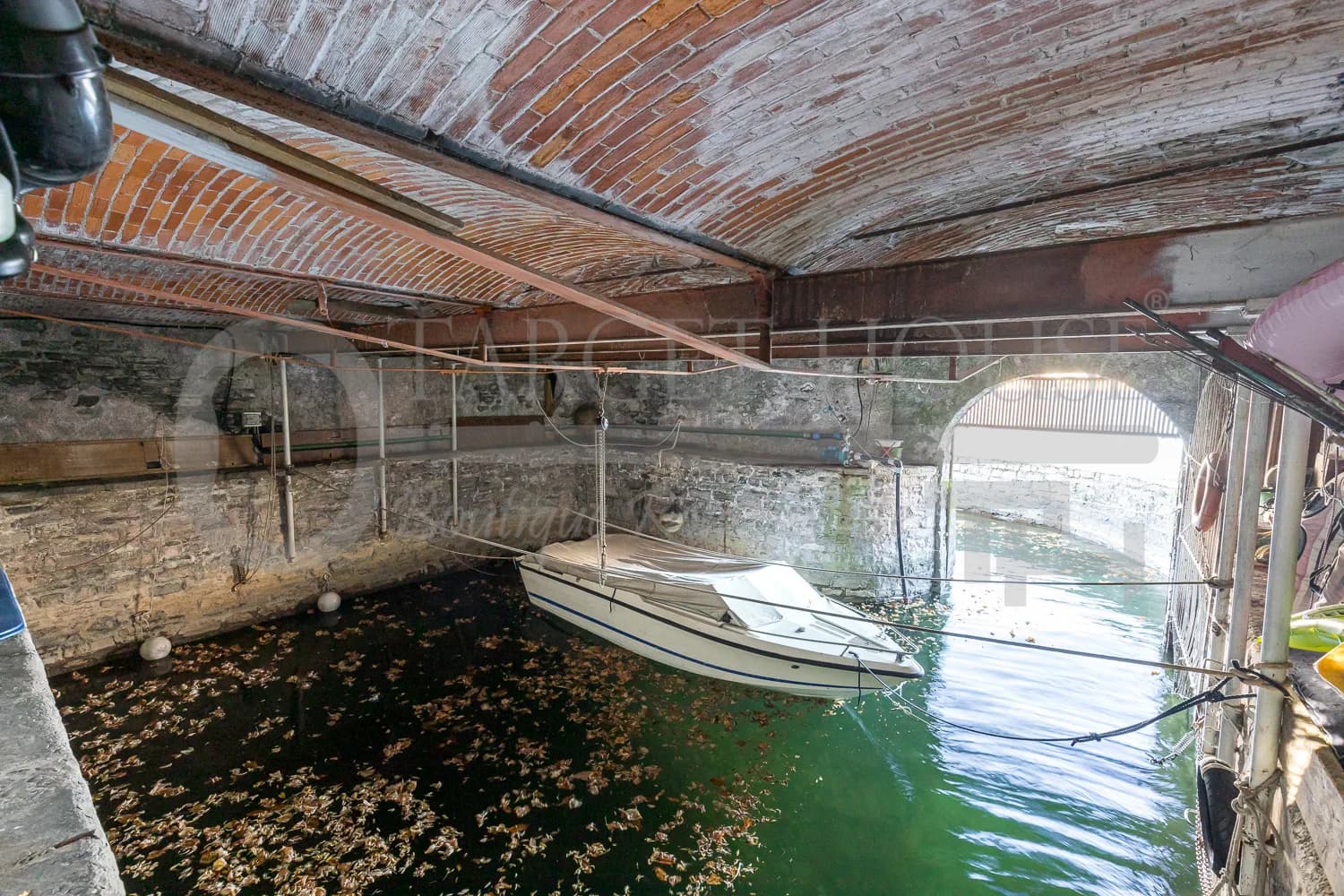 Historic Lake Como Waterfront Estate with Private Dock & Guest House — photo 3
