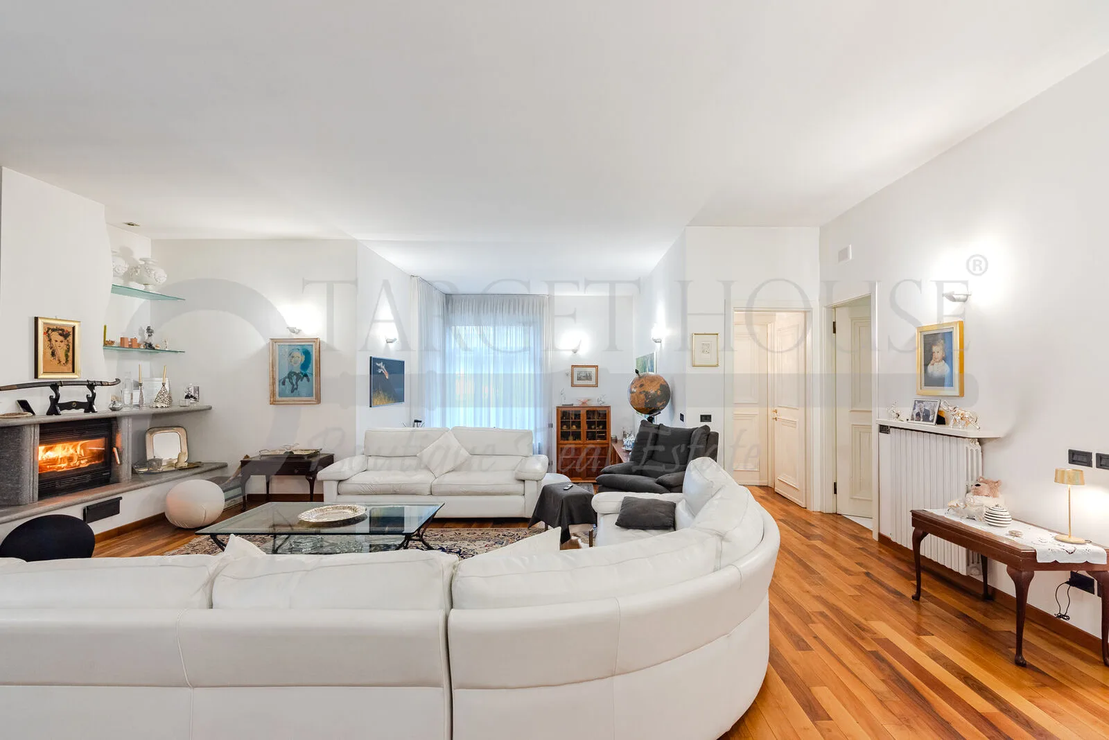 Villa with pool near Milan and private park — gallery photo 5