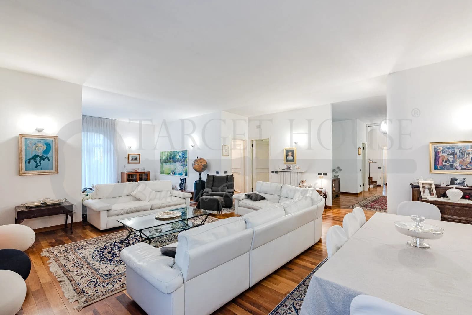 Villa with pool near Milan and private park — gallery photo 6