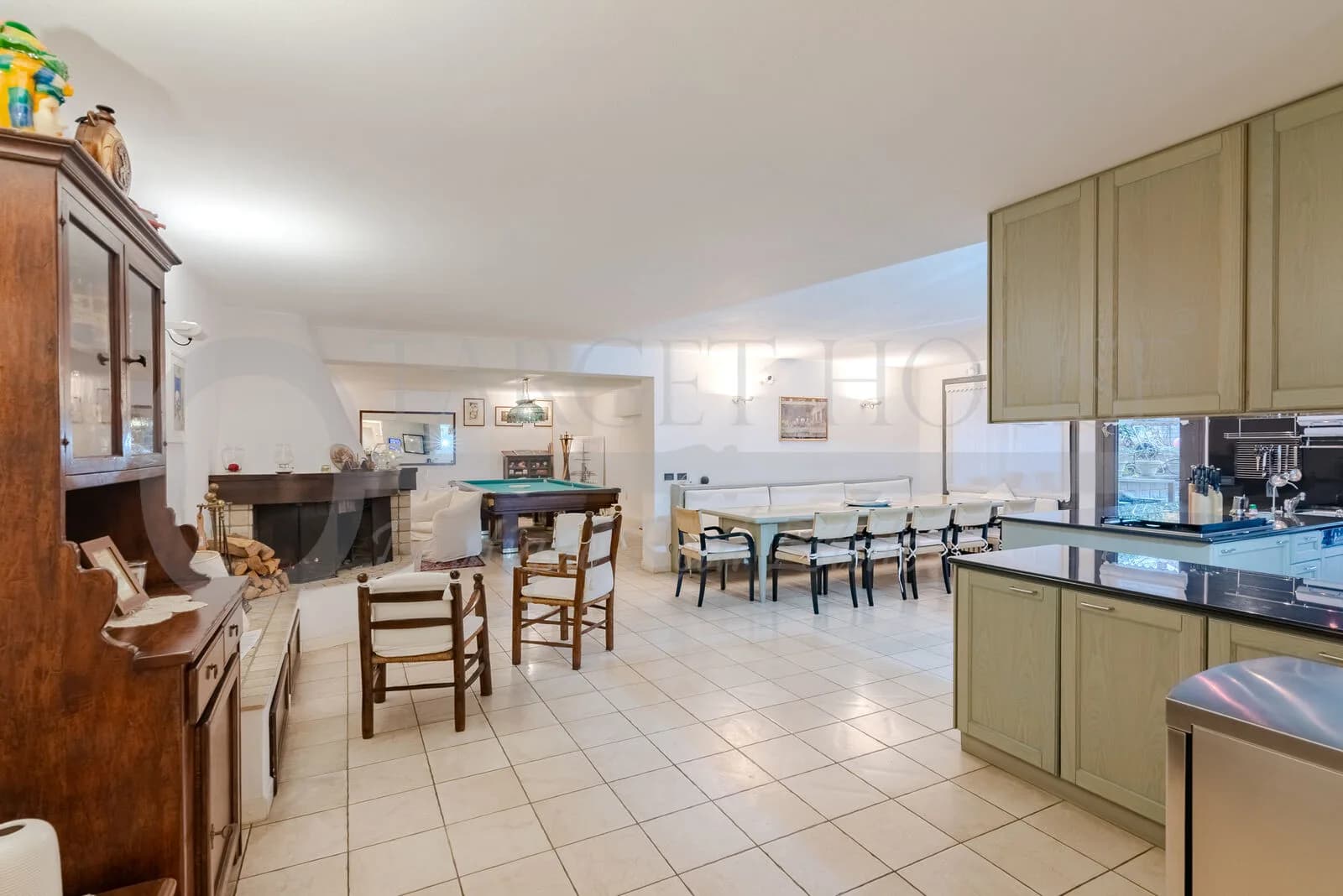 Villa with pool near Milan and private park — gallery photo 22