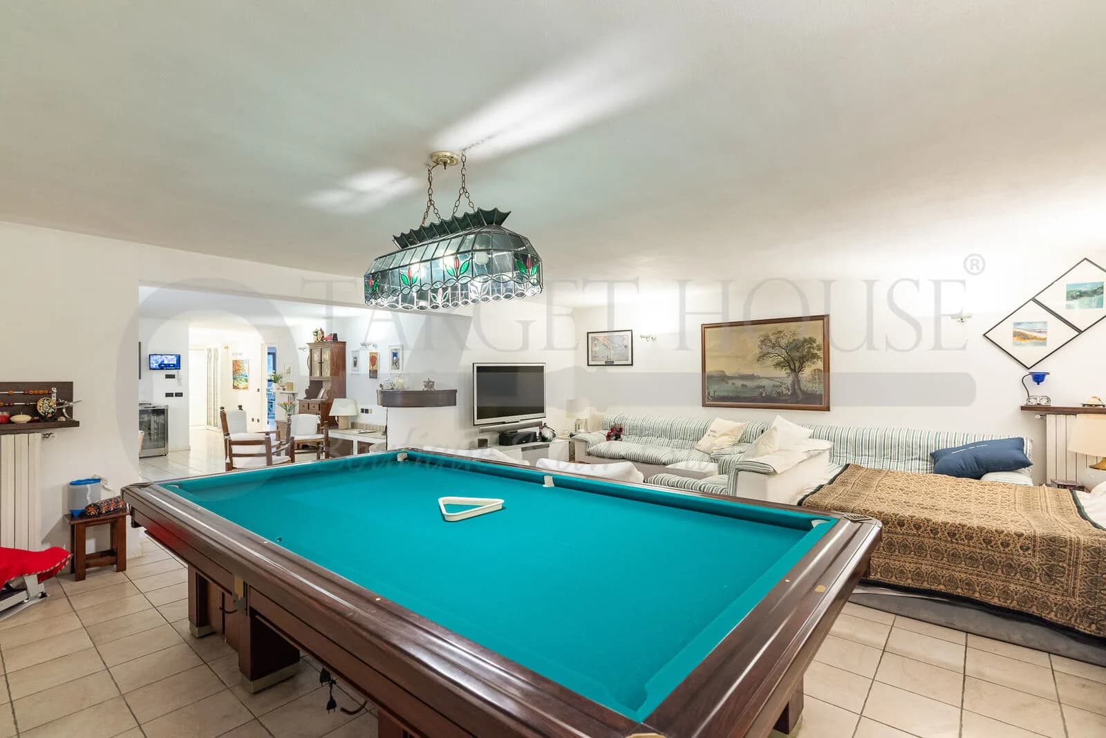 Villa with pool near Milan and private park — gallery photo 32