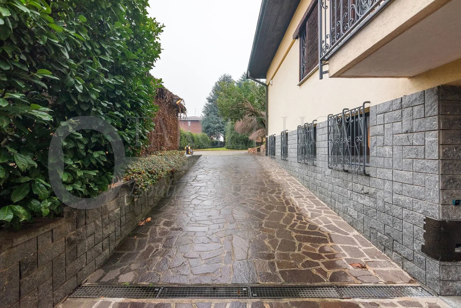 Villa with pool near Milan and private park — gallery photo 33